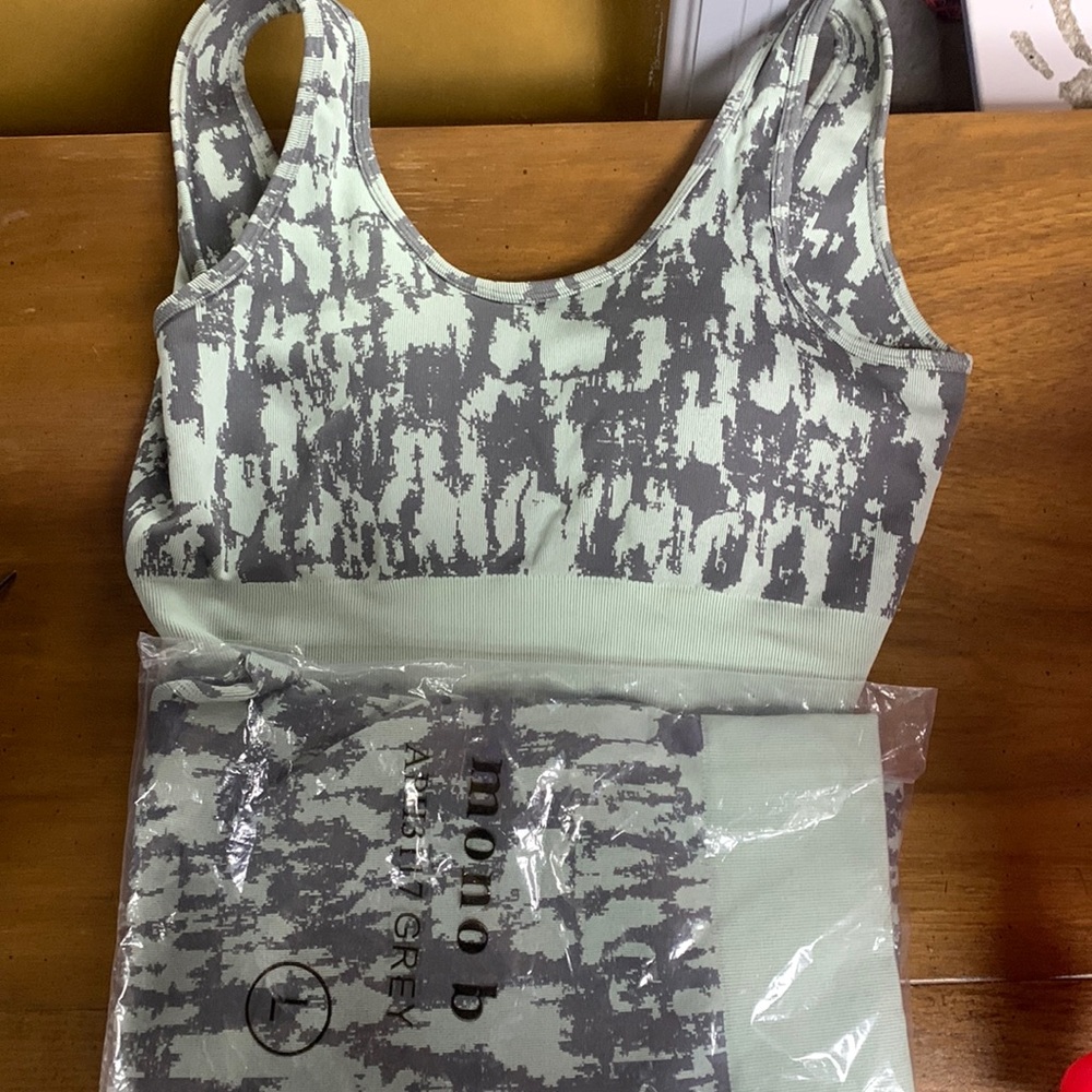 brand new workout set